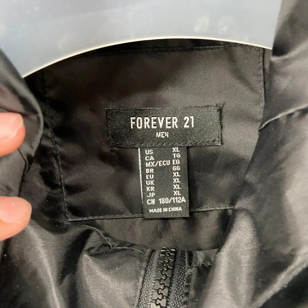 Forever 21 Men Black Anorak Windbreaker Hooded Pullover Jacket XL NWT